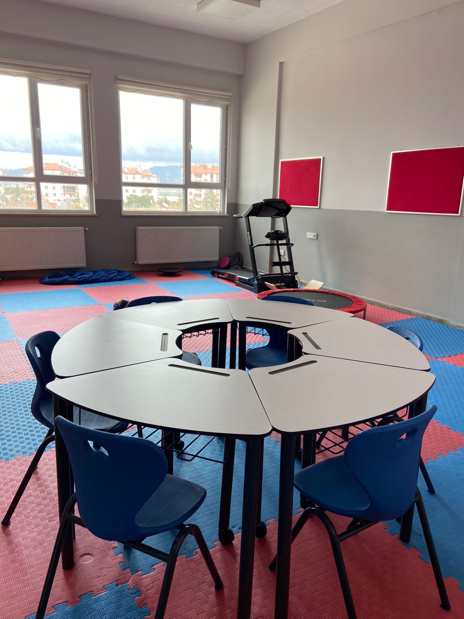 Şehit Hasan Hüseyin Gül İlkokulu – Isparta | Modüler Okul Sırası ve Sandalyesi